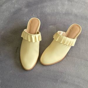 Beautiful suede slip in shoe tan size 6 1/2 2 inch stacked heels, 2 inches new